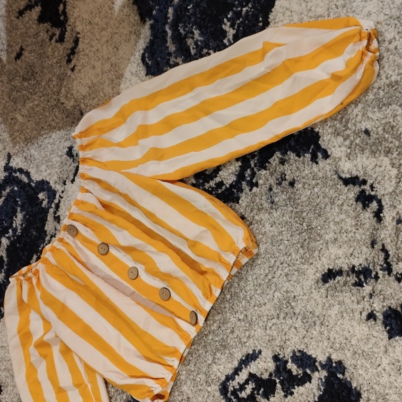Yellow and white striped blouse - Picture 2 of 10